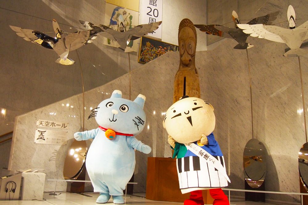 「浜松市楽器博物館」の天空ホールではミニコンサート＆レクチャーを行う「ミュージアムサロン」が開催されています。