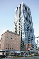平成22年に販売が開始されたJR浜松駅前の194の戸数を誇る高層マンション「シティータワー浜松」